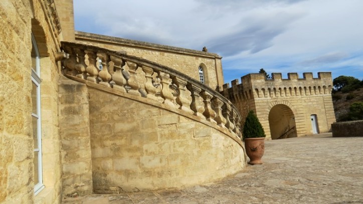 Location vacances Sausset, visite du Château de la Barben