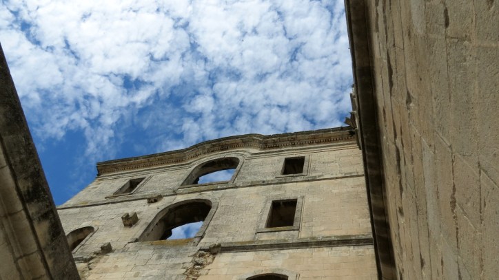 Location Sausset visite de l'abbaye de Montmajour