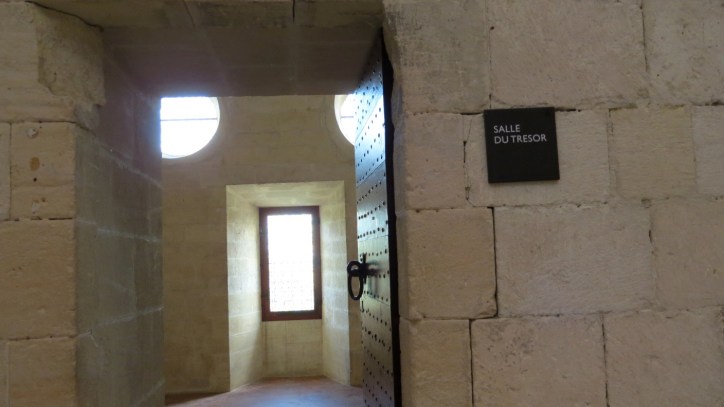 Location Sausset visite de l'abbaye de Montmajour