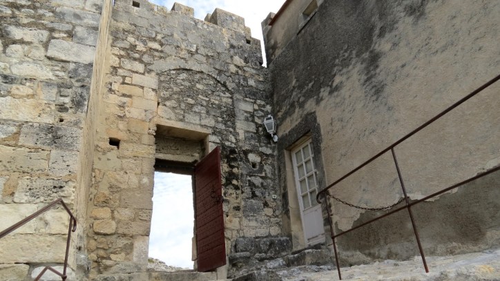 Location Sausset visite de l'abbaye de Montmajour