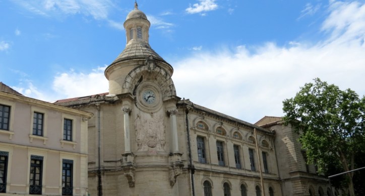 Location Sausset à la découverte de Nîmes