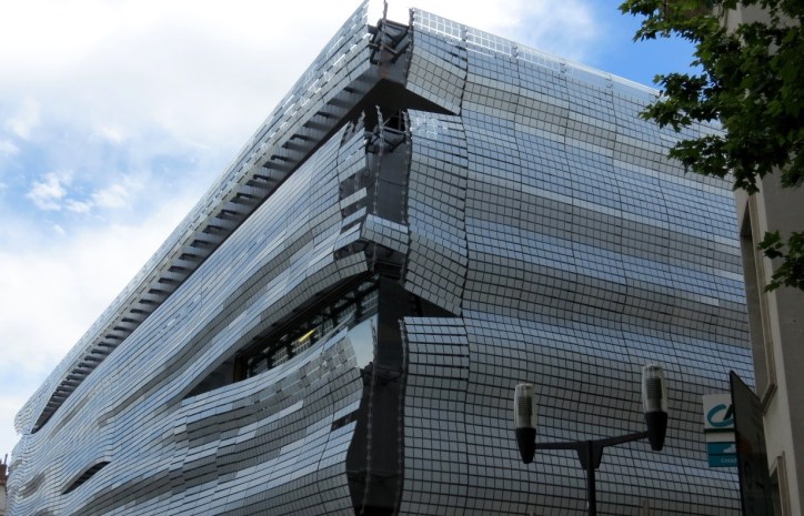 Location Sausset à la découverte de Nîmes