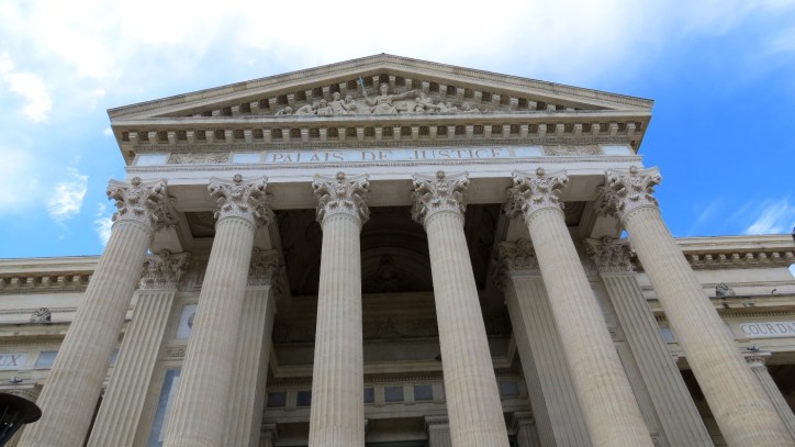 Location Sausset à la découverte de Nîmes