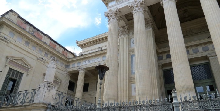 Location Sausset à la découverte de Nîmes