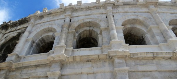 Location Sausset à la découverte de Nîmes