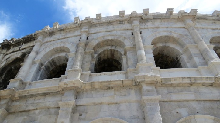 Location Sausset à la découverte de Nîmes